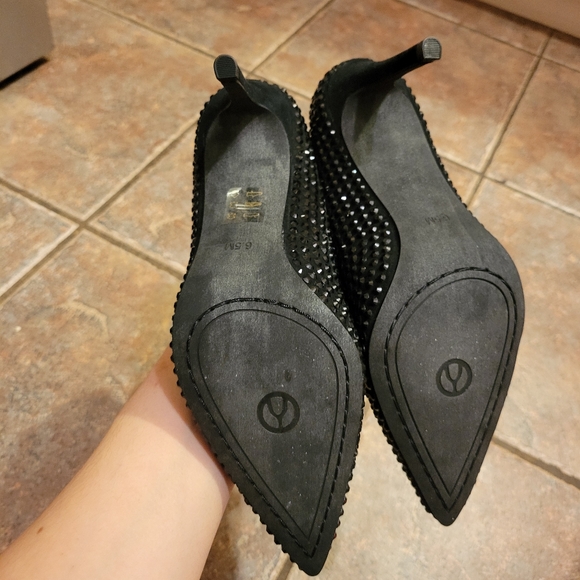 Wishbone Maisie Size 6.5 Black Stoned Heels - Picture 4 of 4